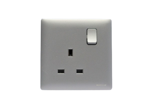 13a-1-gang-switched-socket-91405ds-innova-silver-windsor