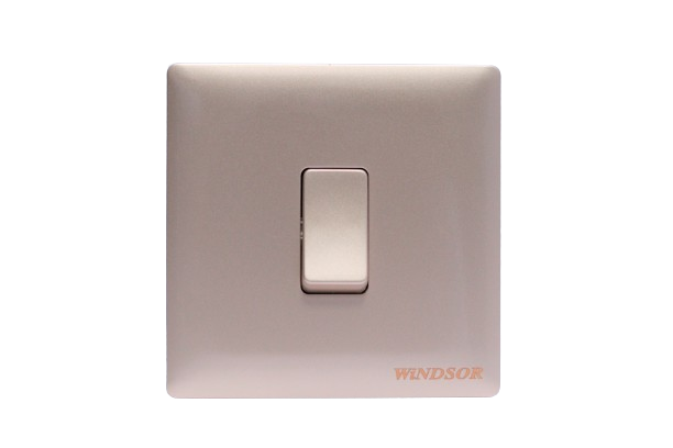 windsor-innova-gold-intermediate-switch-10a-91313ch