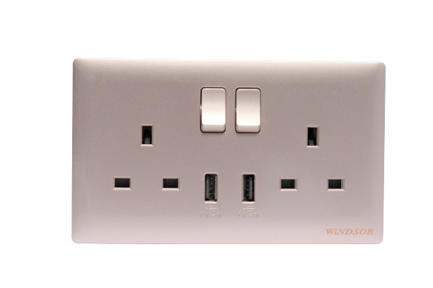 13a-2gang-universal-socket-with-usb-91487ch-innova-gold-windsor