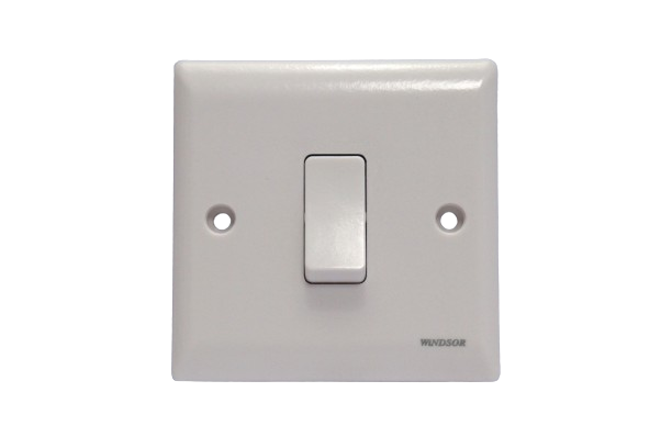 1-gang-2-way-switch-10a-e302-ivory-windsor